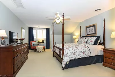 4 Sommerton Court, Greensboro, NC 27408 - Photo 28