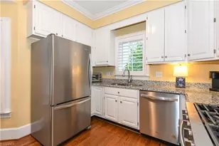 4 Sommerton Ct, Greensboro, NC 27408 - Photo 16