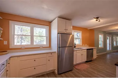 1916 New Garden Road, Greensboro, NC 27410 - Photo 18