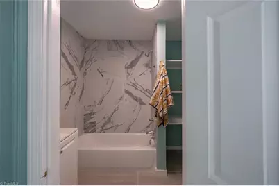 1916 New Garden Road, Greensboro, NC 27410 - Photo 24