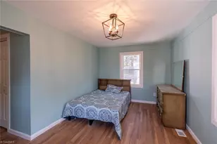 1916 New Garden Rd, Greensboro, NC 27410 - Photo 28