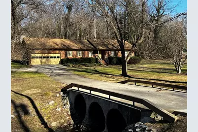 3806 Bentbrook Drive, High Point, NC 27265 - Photo 2