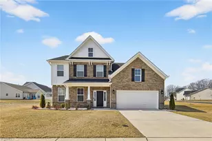 1975 Watkins Landing Dr, Kernersville, NC 27284 - Photo 2