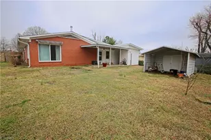 3205 London Rd, Greensboro, NC 27405 - Photo 16