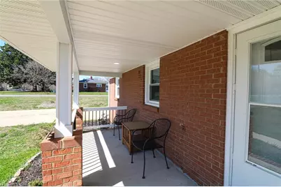 300 Abbotts Avenue, Lexington, NC 27292 - Photo 4