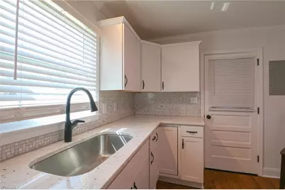 300 Abbotts Avenue, Lexington, NC 27292 - Photo 14