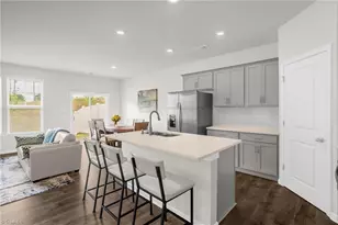 1230 Evelynnview Ln, Kernersville, NC 27284 - Photo 8