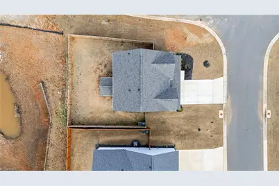 902 Beeline Lane, Mebane, NC 27302 - Photo 8