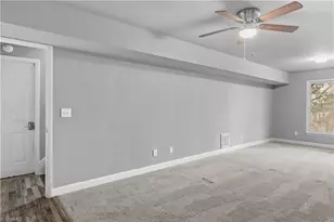 5229 Bridge Pointe Dr, Clemmons, NC 27012 - Photo 32