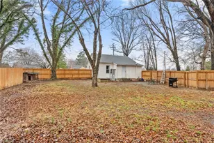 4015 Pleasant Garden Rd, Greensboro, NC 27406 - Photo 32