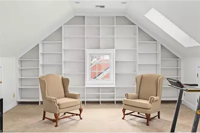 417 Hillcrest Drive, High Point, NC 27262 - Photo 36