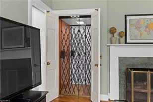 417 Hillcrest Dr, High Point, NC 27262 - Photo 38