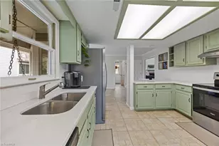 6295 Selwyck Ln, Kernersville, NC 27284 - Photo 10