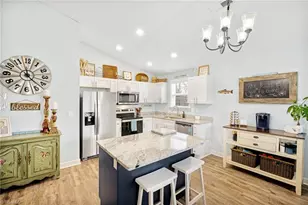 205 Bethlehem Ave, Thomasville, NC 27360 - Photo 2