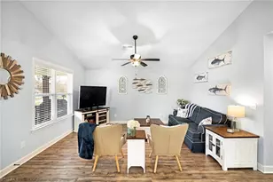 205 Bethlehem Ave, Thomasville, NC 27360 - Photo 6