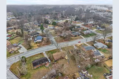 2311 Four Seasons Boulevard, Greensboro, NC 27407 - Photo 38