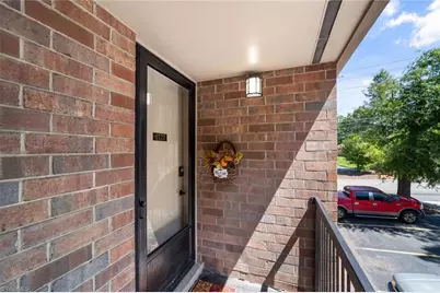 1727 S Hawthorne Road, Winston-Salem, NC 27103 - Photo 2