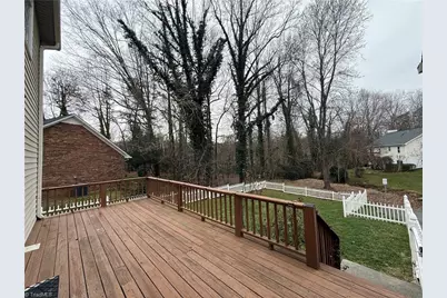 928 Heatherstone Drive, Winston-Salem, NC 27104 - Photo 20