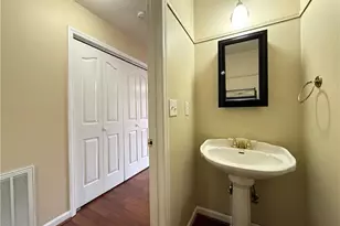 928 Heatherstone Dr, Winston-Salem, NC 27104 - Photo 10