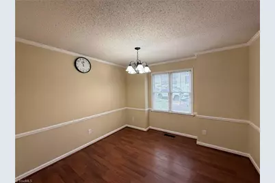 928 Heatherstone Drive, Winston-Salem, NC 27104 - Photo 8