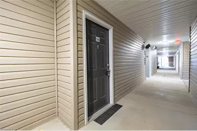 7104 Friendly Avenue, Greensboro, NC 27410 - Photo 2