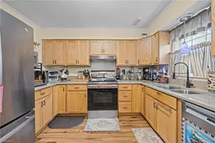 4618 Lawndale Dr, Greensboro, NC 27455 - Photo 8