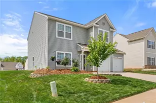 5803 Springer Dr, Greensboro, NC 27405 - Photo 2