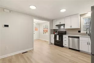 2305 Wilcox Dr, Greensboro, NC 27405 - Photo 10