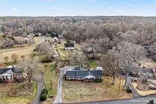 5585 Kane Dr, Pfafftown, NC 27040 - Photo 42