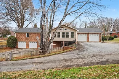 5585 Kane Drive, Pfafftown, NC 27040 - Photo 4