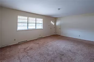 4315 Hicone Rd, Greensboro, NC 27405 - Photo 14