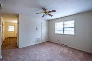 4315 Hicone Rd, Greensboro, NC 27405 - Photo 10