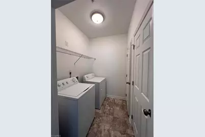 2607 Pennoak Way #J, Greensboro, NC 27407 - Photo 6