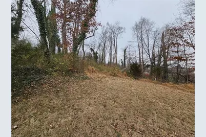 000 Pine Street, Wilkesboro, NC 28697 - Photo 2