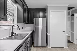 200 Vista Cir, Winston-Salem, NC 27106 - Photo 8