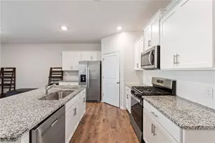 4608 Reedy Creek Farm Cir, Greensboro, NC 27405 - Photo 10