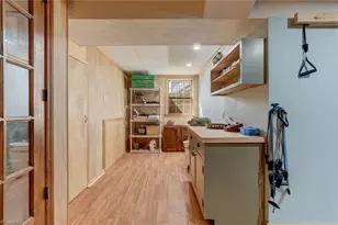 4604 Luewood Rd, Greensboro, NC 27405 - Photo 36