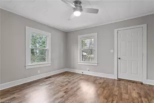 912 Patton St, Graham, NC 27253 - Photo 10