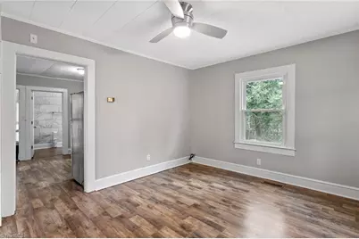 912 Patton Street, Graham, NC 27253 - Photo 8