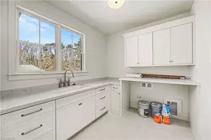 1402 Bethany Dr, Greensboro, NC 27455 - Photo 20