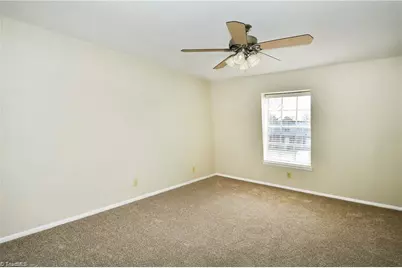 3812 Country Club Road #I, Winston-Salem, NC 27104 - Photo 8