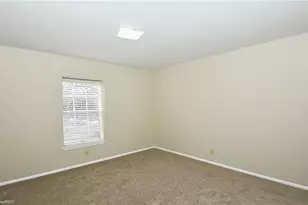 3812 Country Club Rd, Winston-Salem, NC 27104 - Photo 16