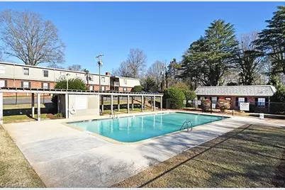3812 Country Club Road #I, Winston-Salem, NC 27104 - Photo 2