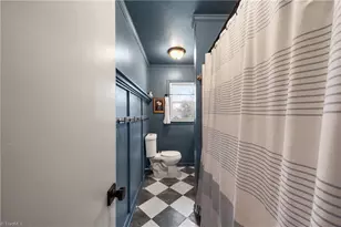 5703 Buddingwood Dr, Greensboro, NC 27409 - Photo 28