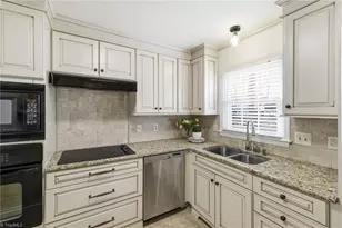 4507 Radnor Dr, Greensboro, NC 27410 - Photo 16