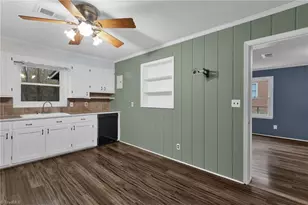 361 Garland Dr, Lexington, NC 27295 - Photo 8