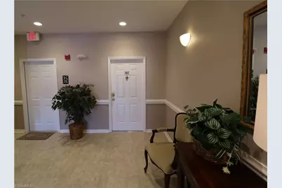 6901 Hanesbrook Circle #102, Clemmons, NC 27012 - Photo 4