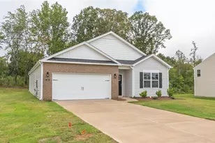 2670 Luxborough Ln, Mebane, NC 27302 - Photo 2