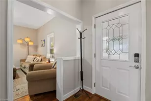 823 W 7th St, Winston-Salem, NC 27101 - Photo 6