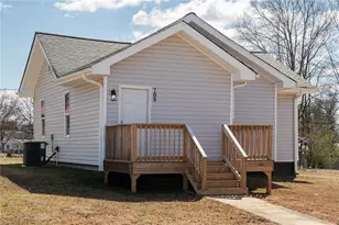 708 1st Rainbow St, Lexington, NC 27295 - Photo 1